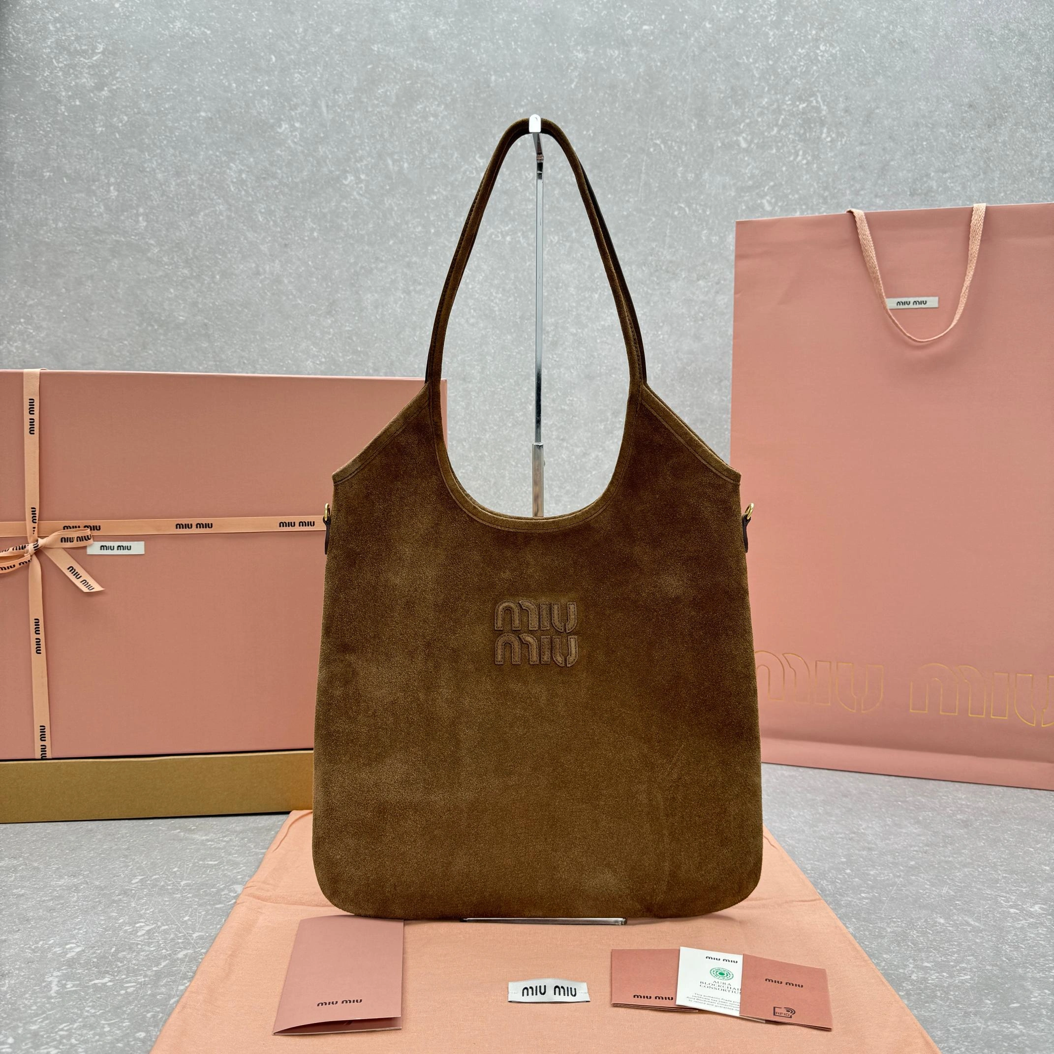 Miu Miu Shopping Bags GoAnywhere 69524