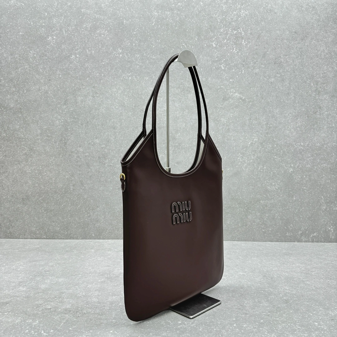 Miu Miu Shopping Bags RelaxedFit 69515