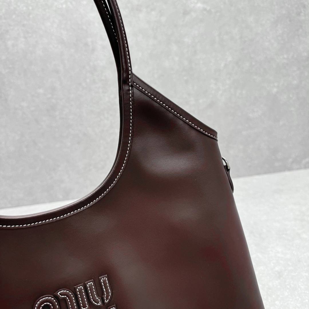 Miu Miu Shopping Bags RelaxedFit 69515