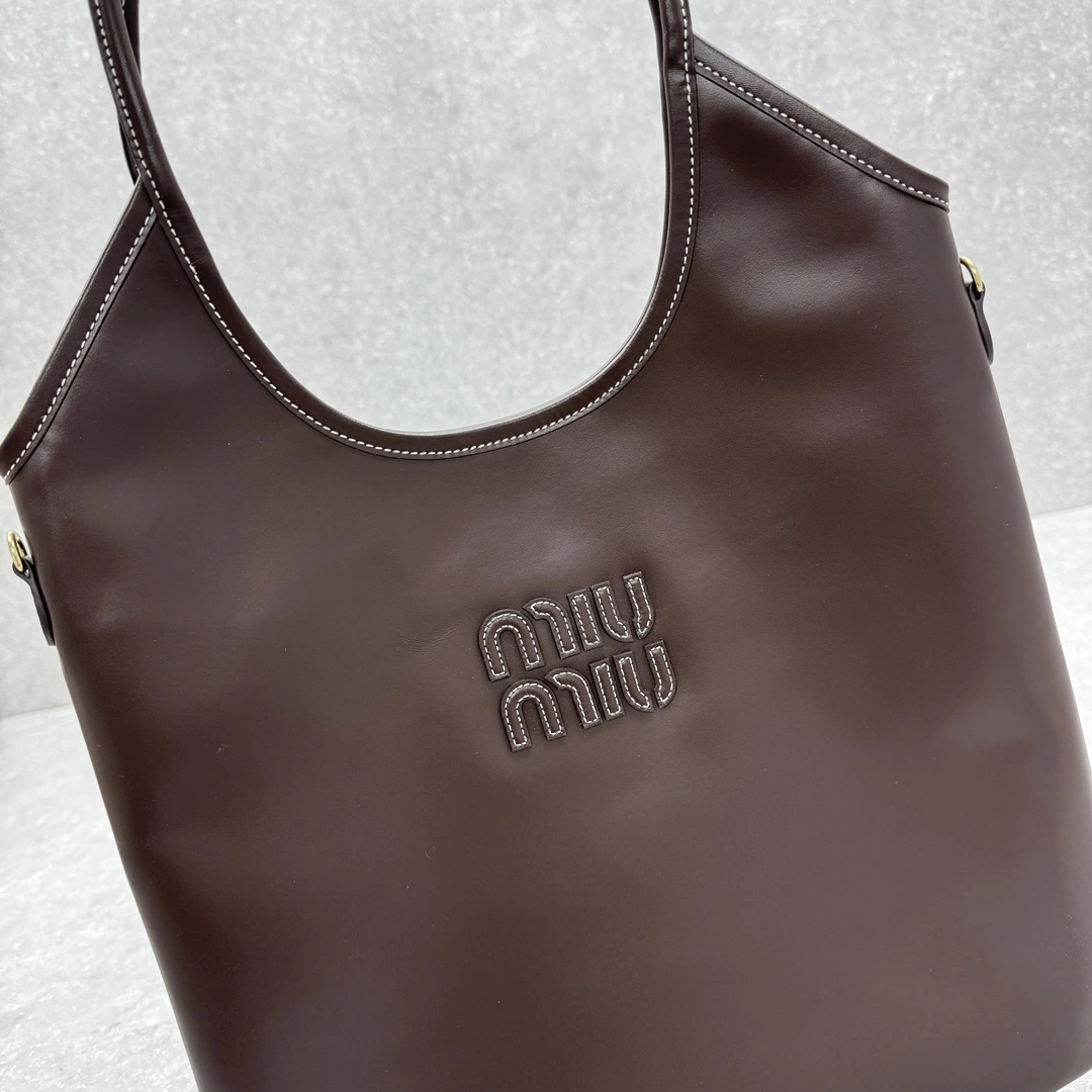 Miu Miu Shopping Bags RelaxedFit 69515