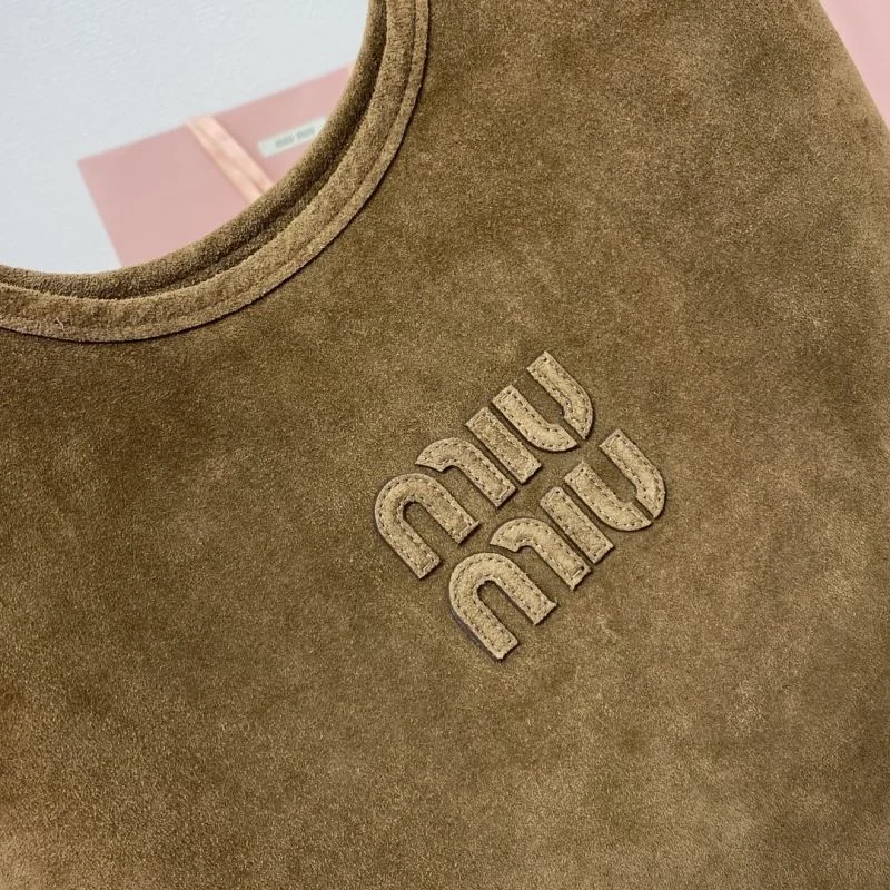 ModernLook Miu Miu Shopping Bags 43774