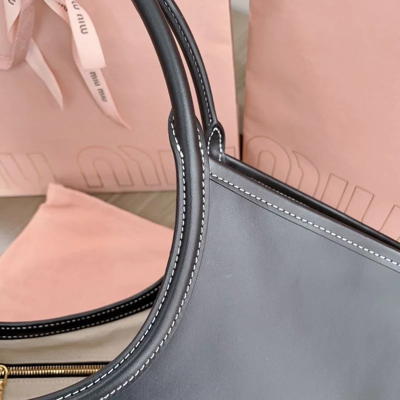 Breathable Miu Miu Shopping Bags 43759