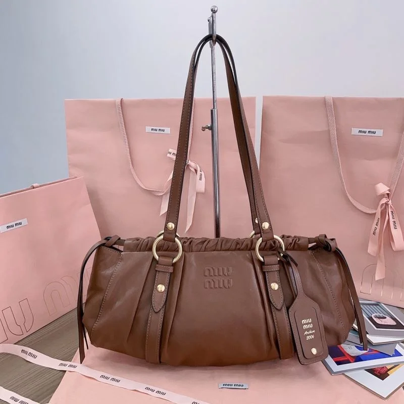 Miu Miu Shopping Bags Trendy 43746