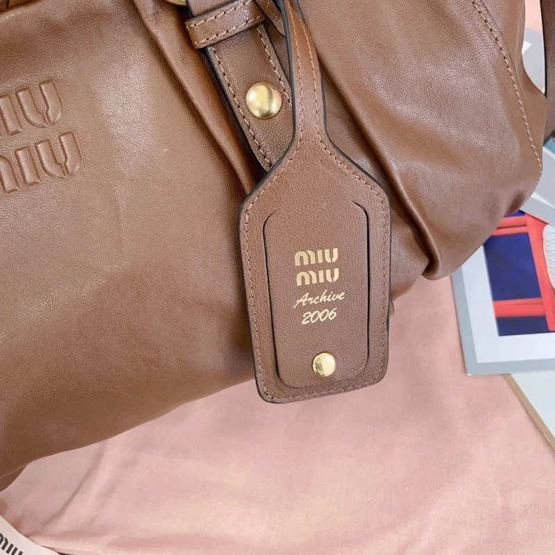 Miu Miu Shopping Bags Trendy 43746