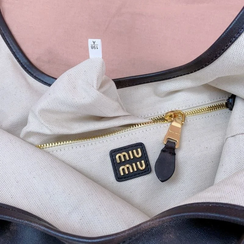 Miu Miu Shopping Bags Durable 43786