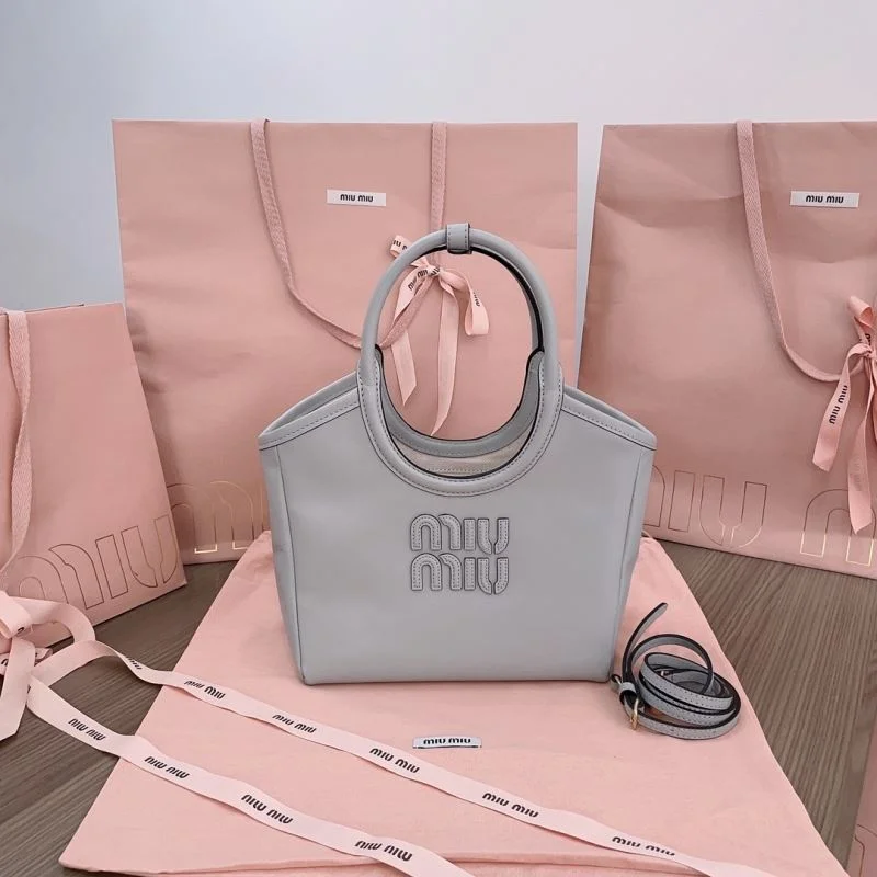 Casual Miu Miu Shopping Bags 43733