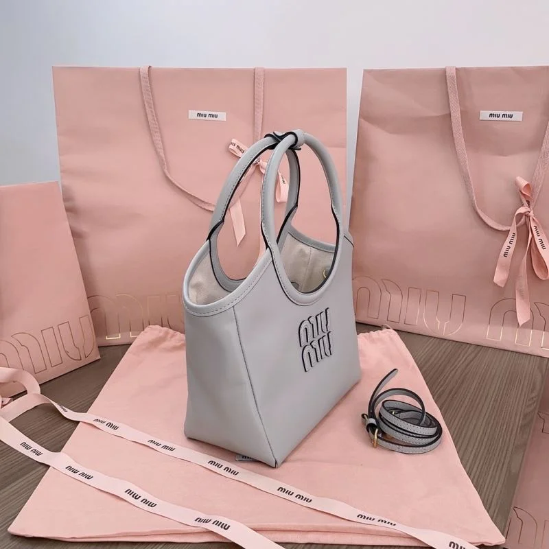 Casual Miu Miu Shopping Bags 43733