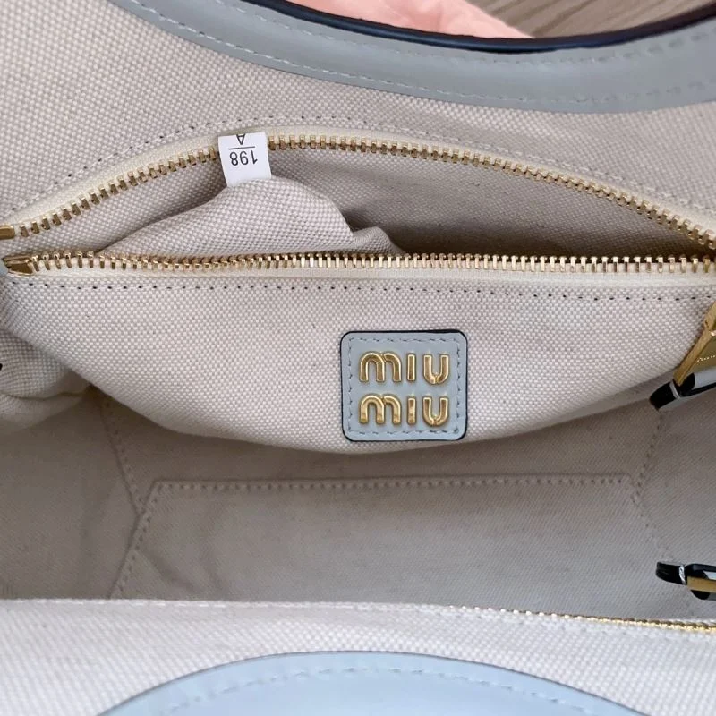 Casual Miu Miu Shopping Bags 43733