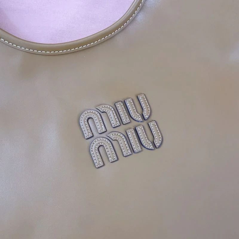 Miu Miu Shopping Bags Trendy 43748
