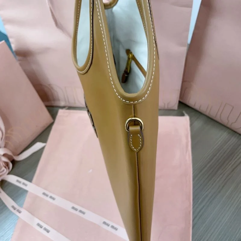 Miu Miu Shopping Bags Trendy 43748