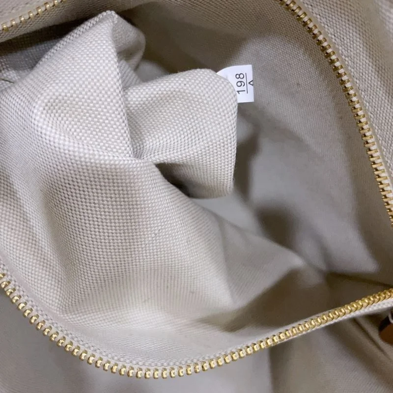 Miu Miu Shopping Bags Trendy 43748