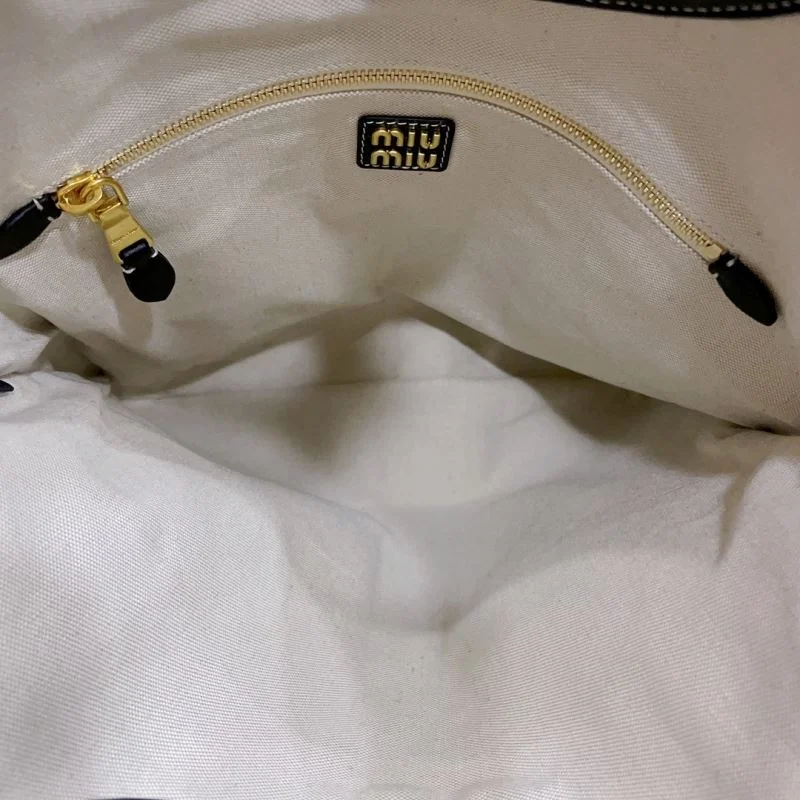 Miu Miu Shopping Bags DailyWear 43735