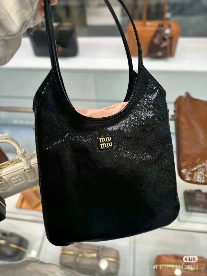 Minimalist Miu Miu Shopping Bags 43531