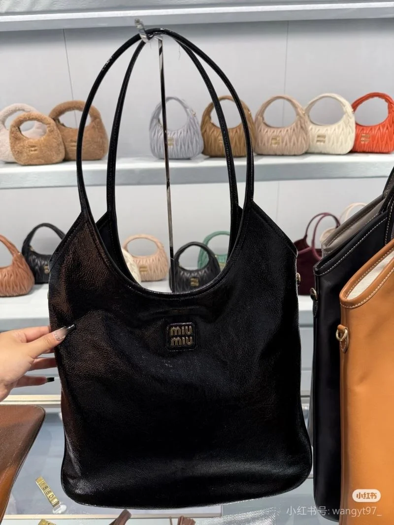 Minimalist Miu Miu Shopping Bags 43531