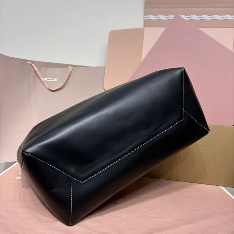 Compact Miu Miu Shopping Bags 43524