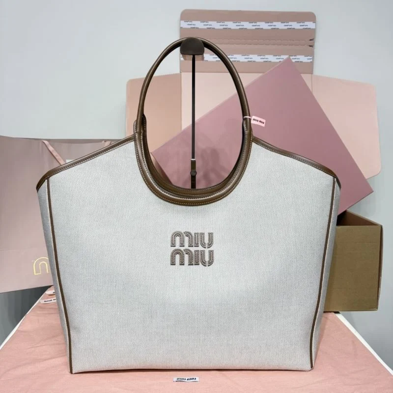 Miu Miu Shopping Bags GoodFit 43523