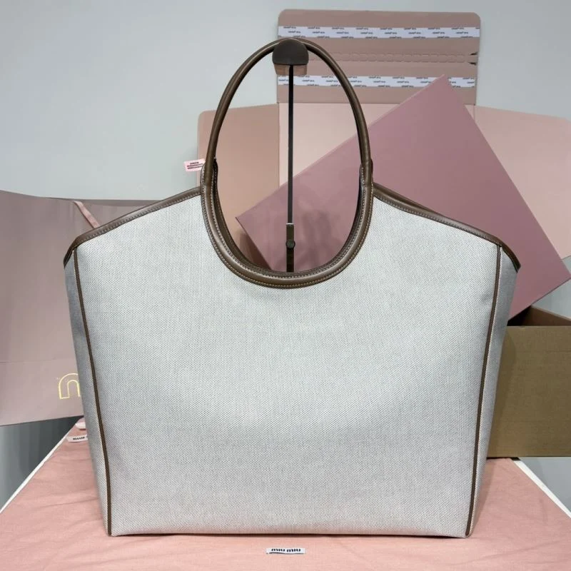 Miu Miu Shopping Bags GoodFit 43523