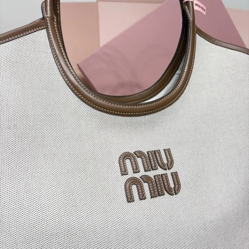 Miu Miu Shopping Bags GoodFit 43523
