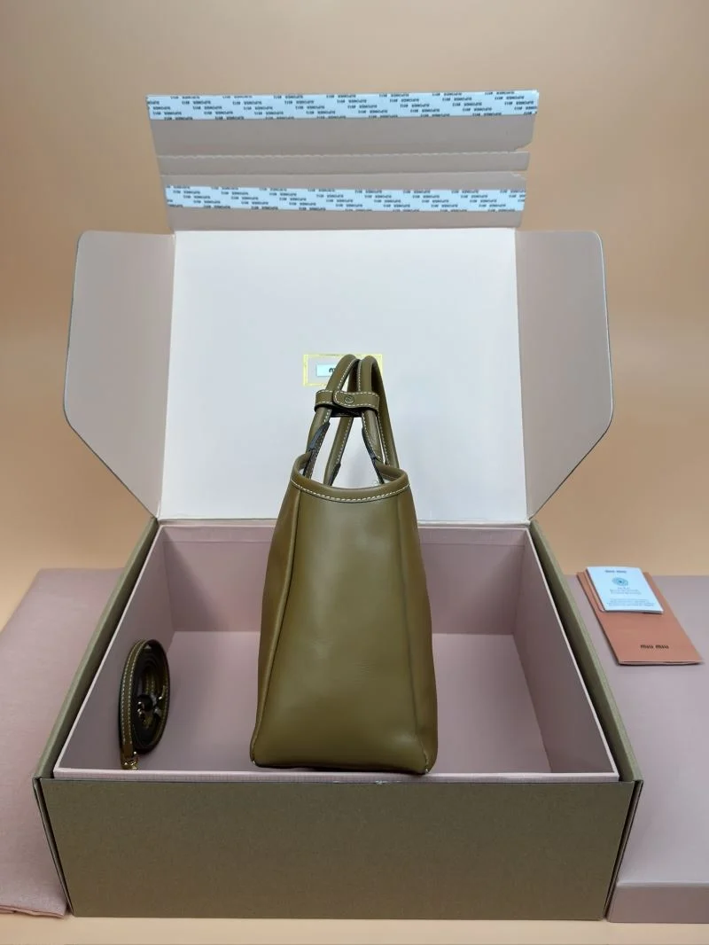 Comfortable Miu Miu Shopping Bags 56018