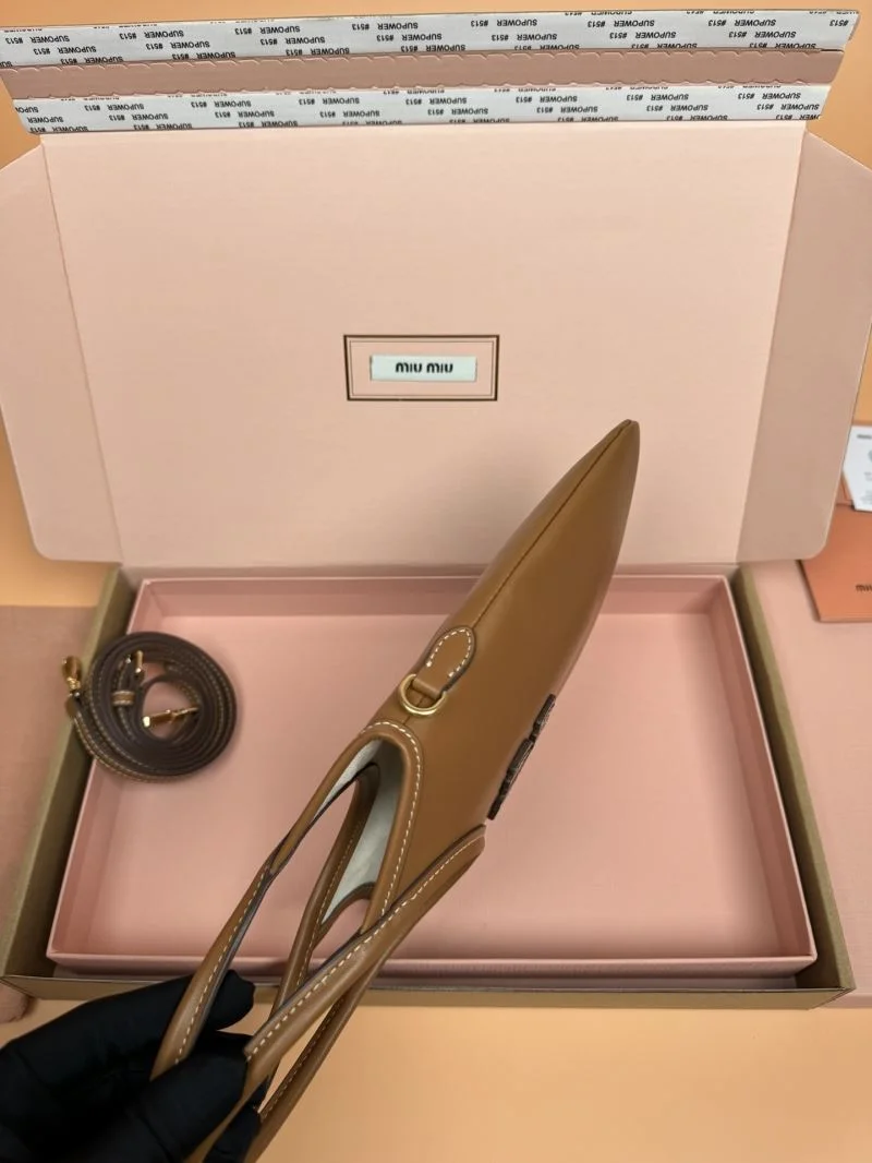 SmoothTexture Miu Miu Shopping Bags 56122
