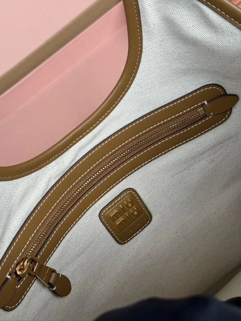 Miu Miu Shopping Bags Colorful 56007