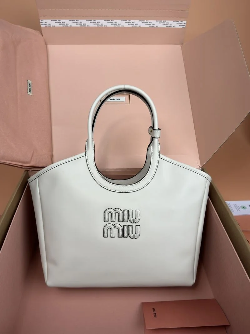 Miu Miu Shopping Bags WellDesigned 56004
