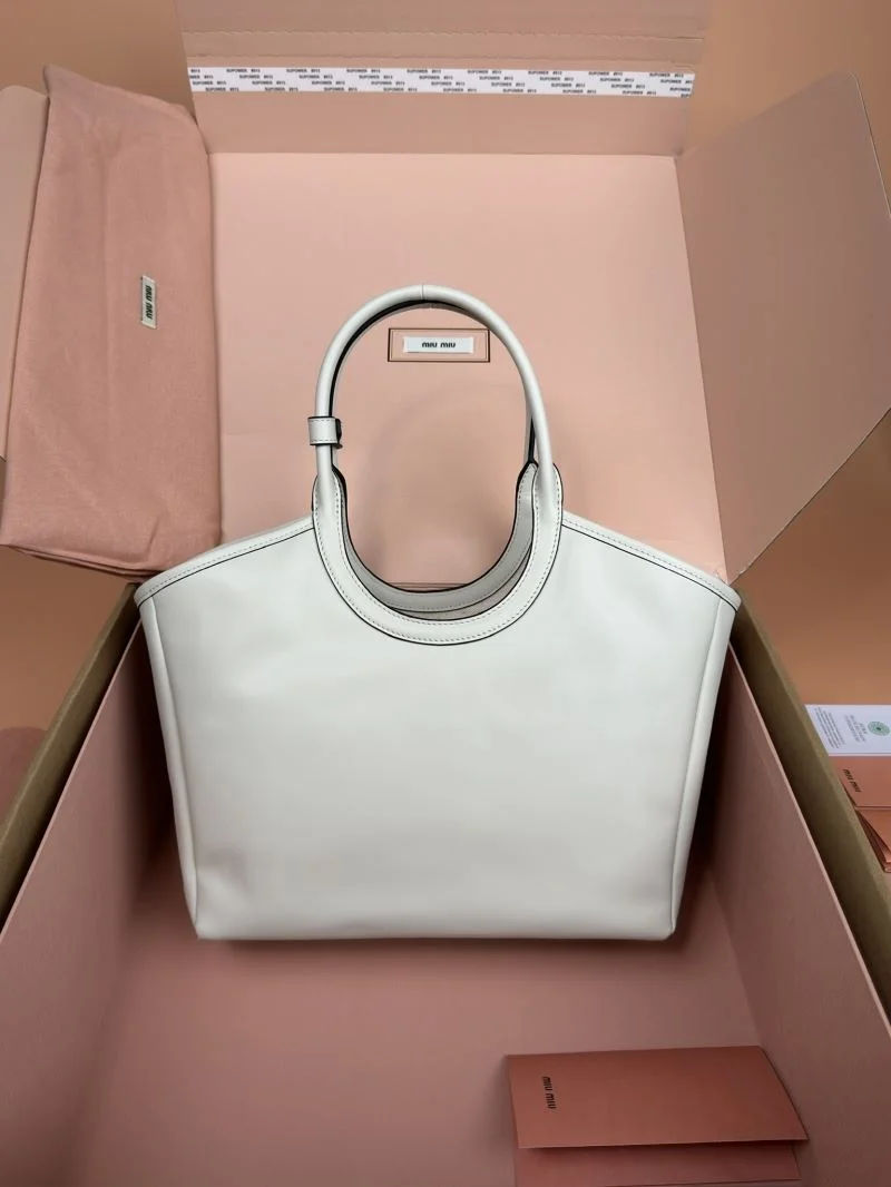 Miu Miu Shopping Bags WellDesigned 56004