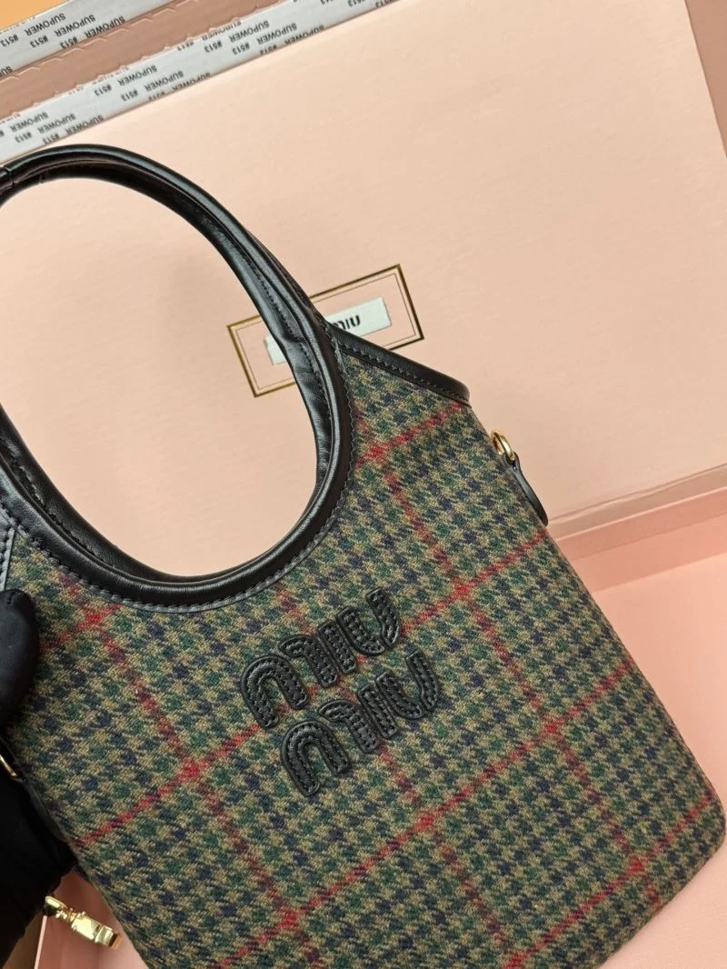 Miu Miu Shopping Bags Sleek 55997