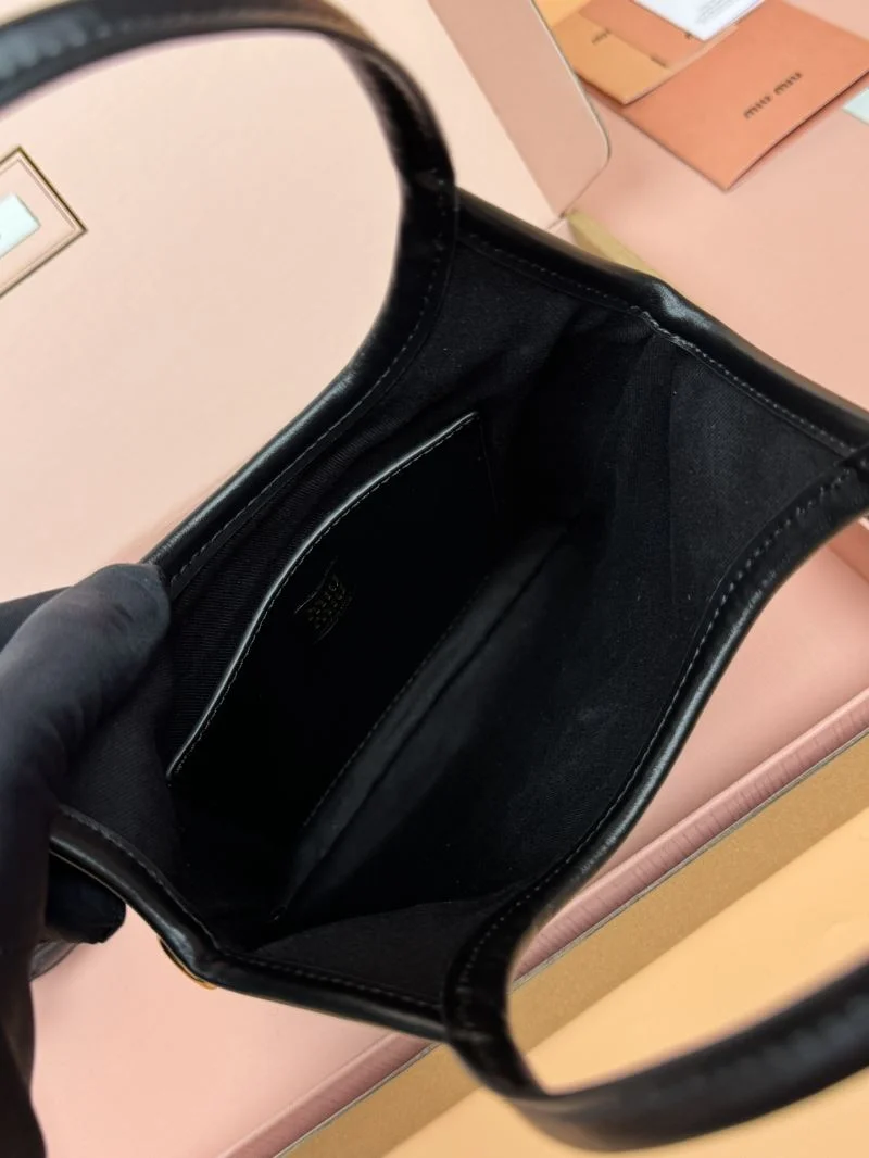 Miu Miu Shopping Bags Sleek 55997