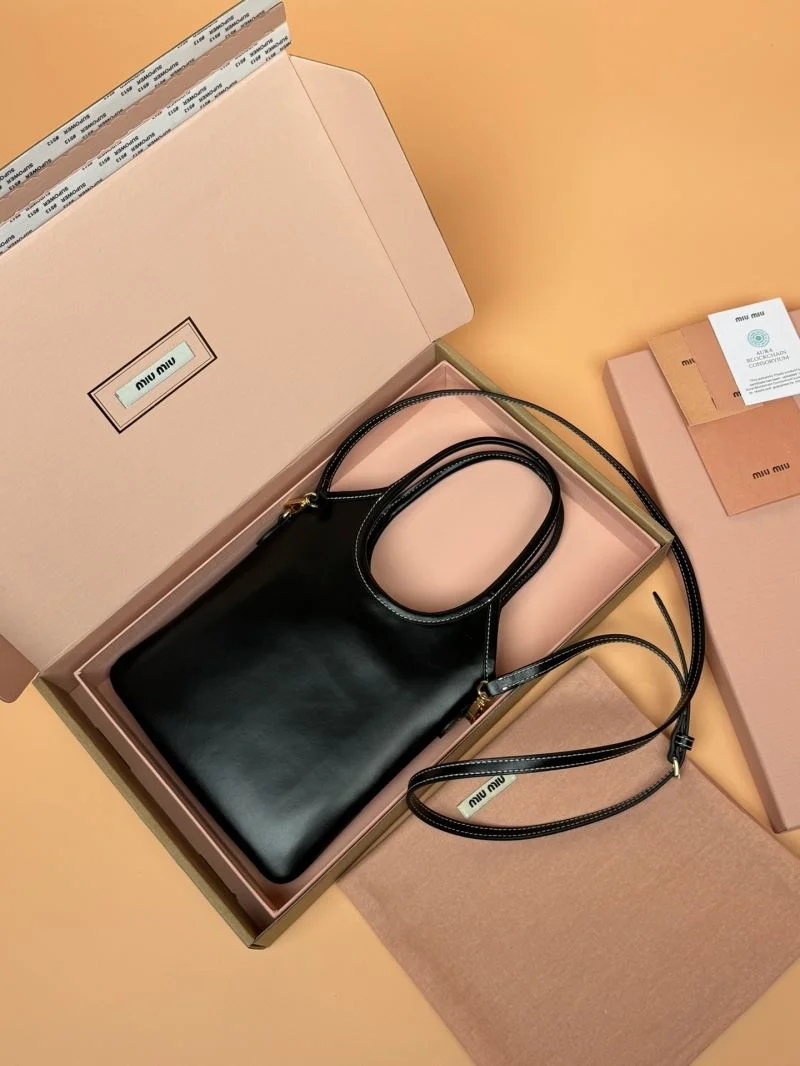 Miu Miu Shopping Bags UrbanStyle 55998