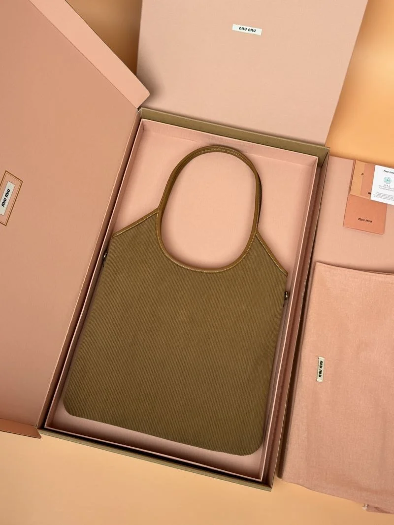 StreetReady Miu Miu Shopping Bags 56012