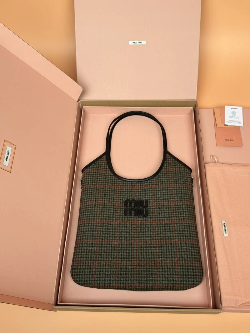Supportive Miu Miu Shopping Bags 56017