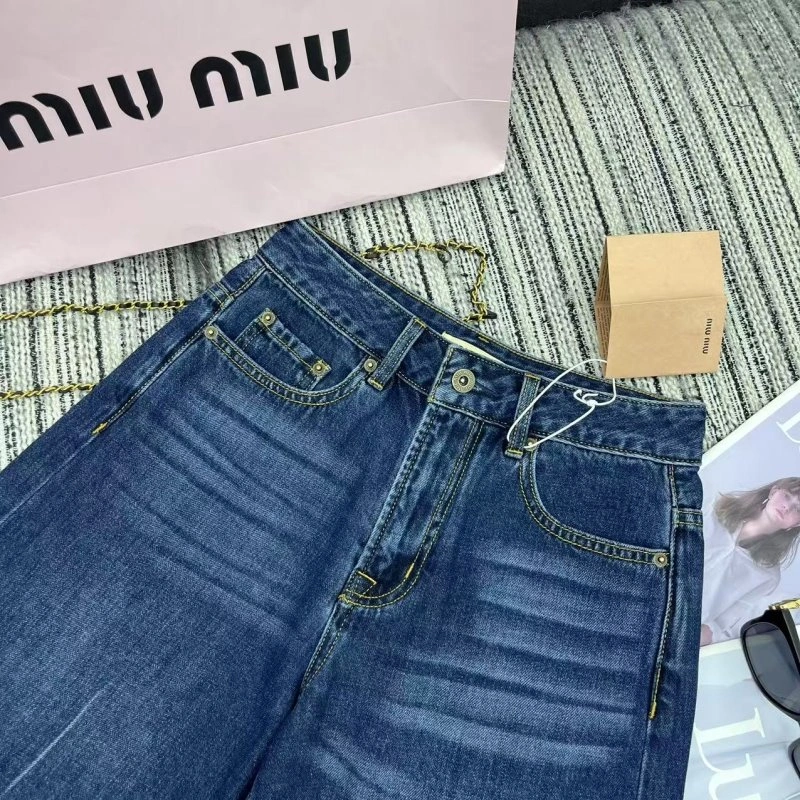 Miu Miu Short Pants Sustainable 152140