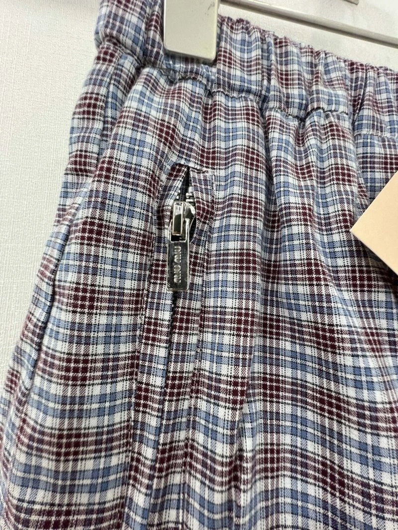 Casual Miu Miu Short Pants 151181