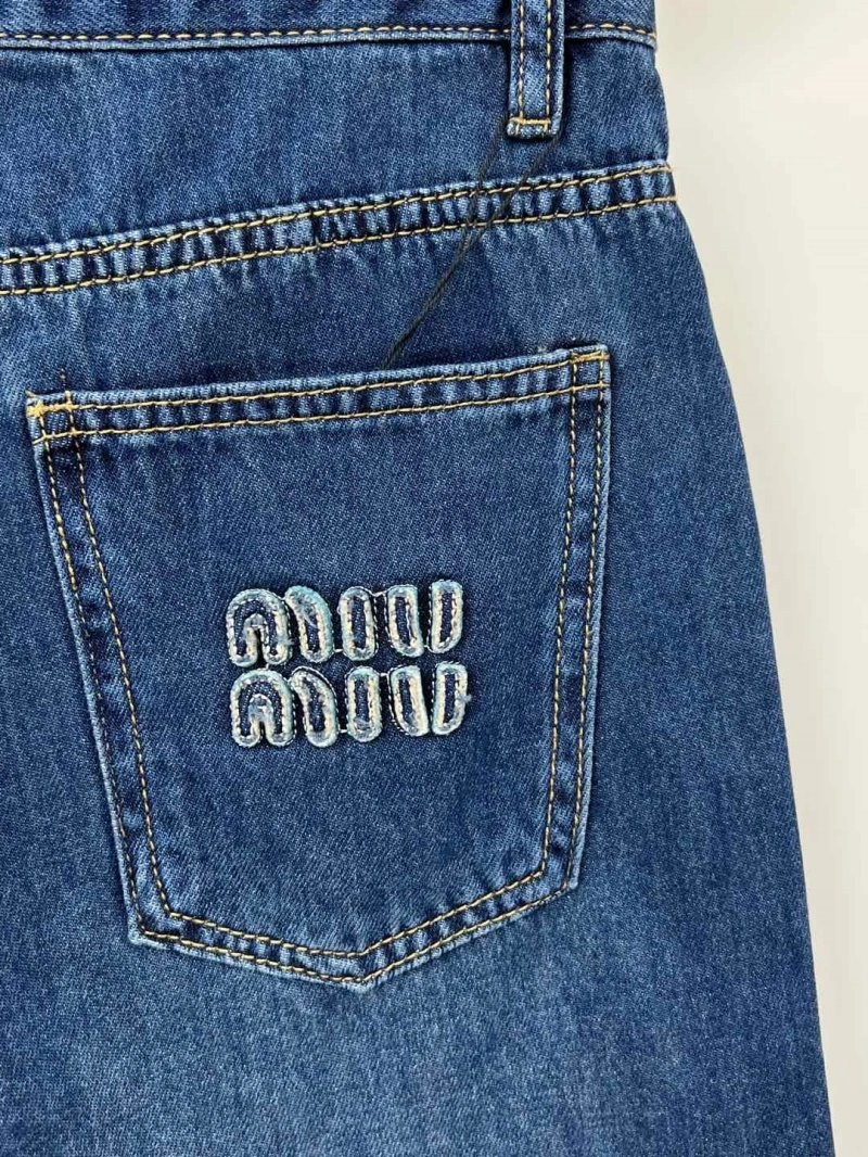 Sleek Miu Miu Short Pants 151164