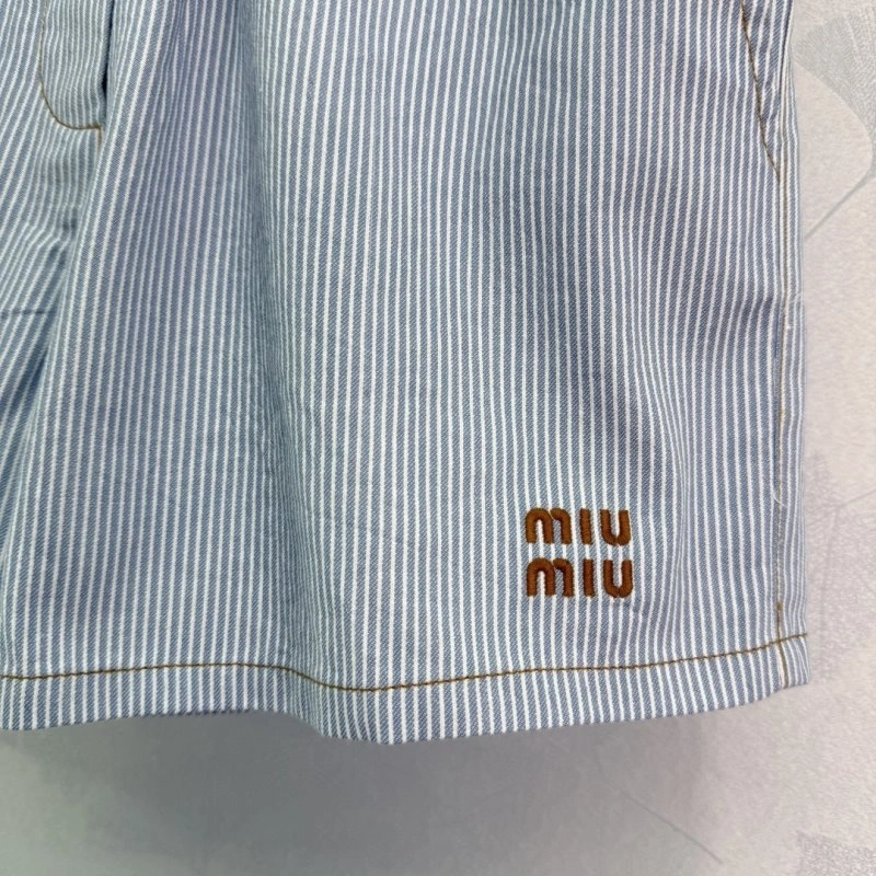 Miu Miu Short Pants Compact 151162