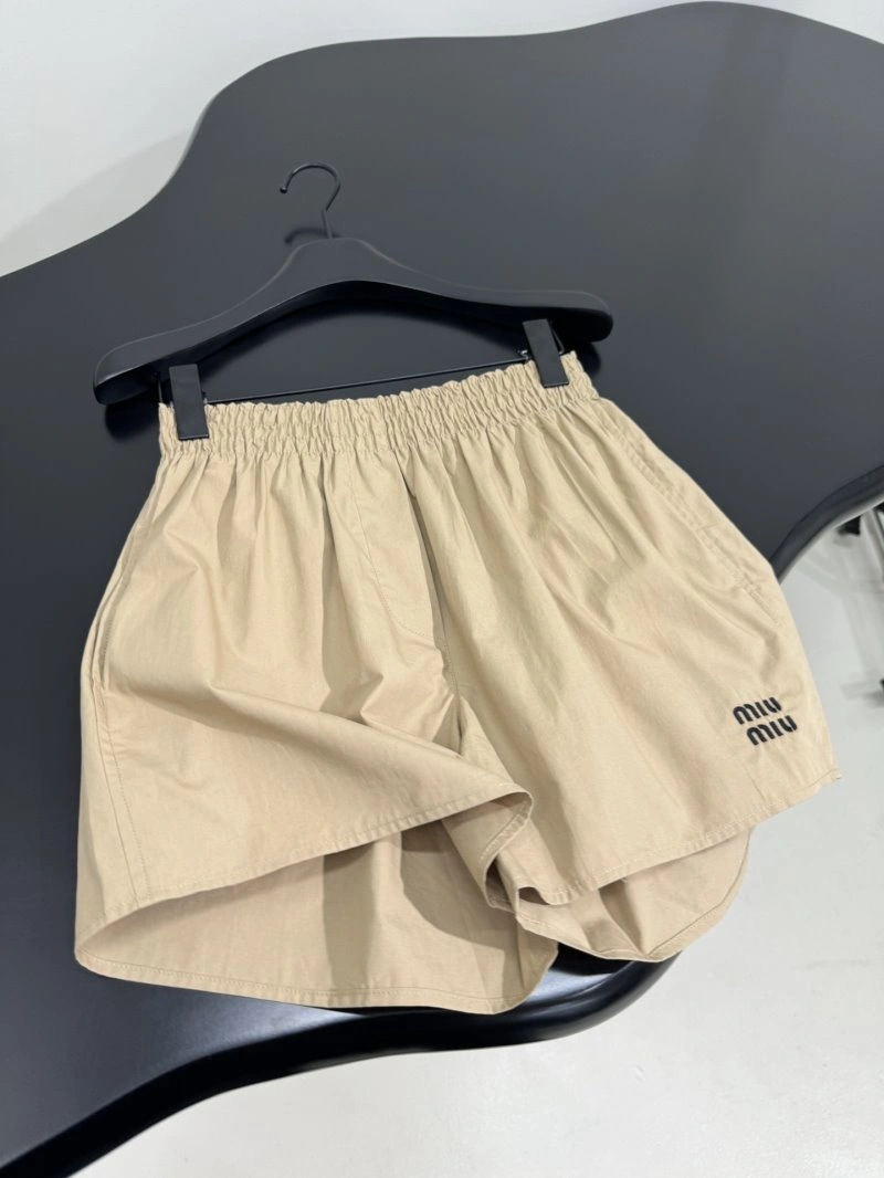 Miu Miu Short Pants Flexible 151153