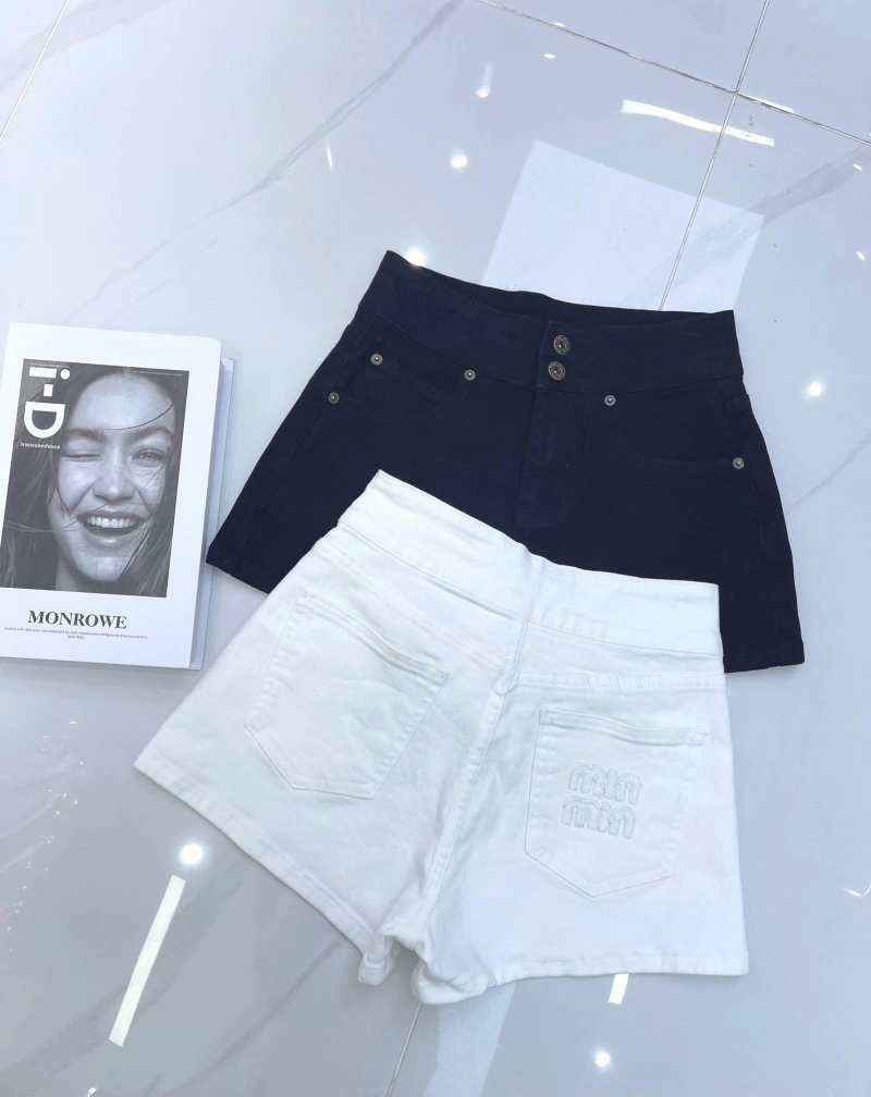 Miu Miu Short Pants Cozy 151135