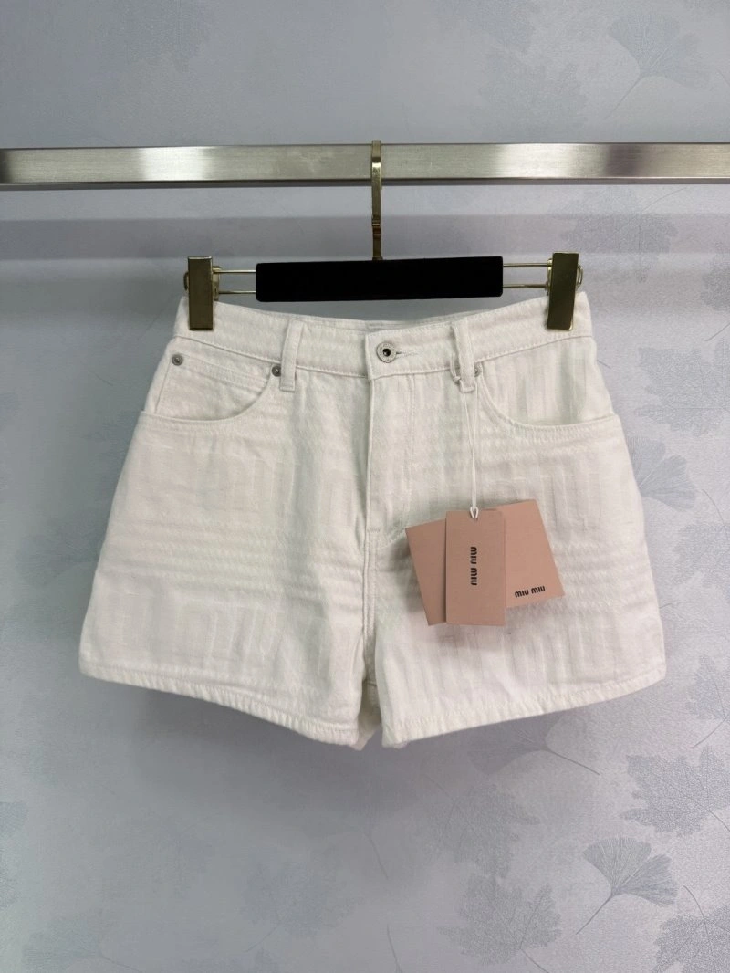 Miu Miu Short Pants Elegant 156268