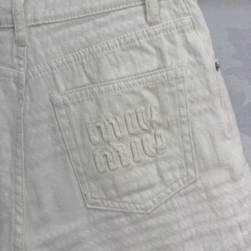 Miu Miu Short Pants Elegant 156268