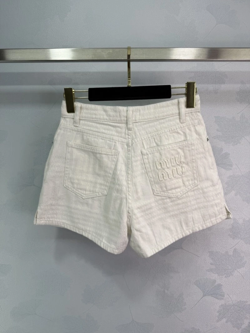 Miu Miu Short Pants Elegant 156268