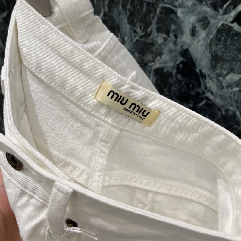 Miu Miu Short Pants HighQuality 156266