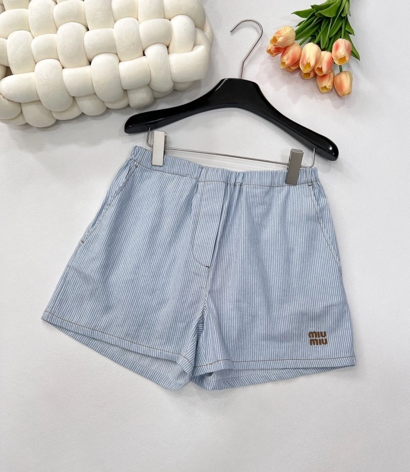 Miu Miu Short Pants Fashionable 148703
