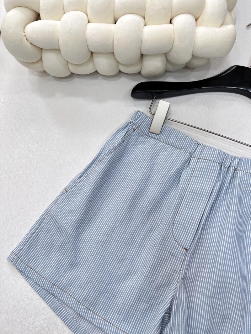 Miu Miu Short Pants Fashionable 148703