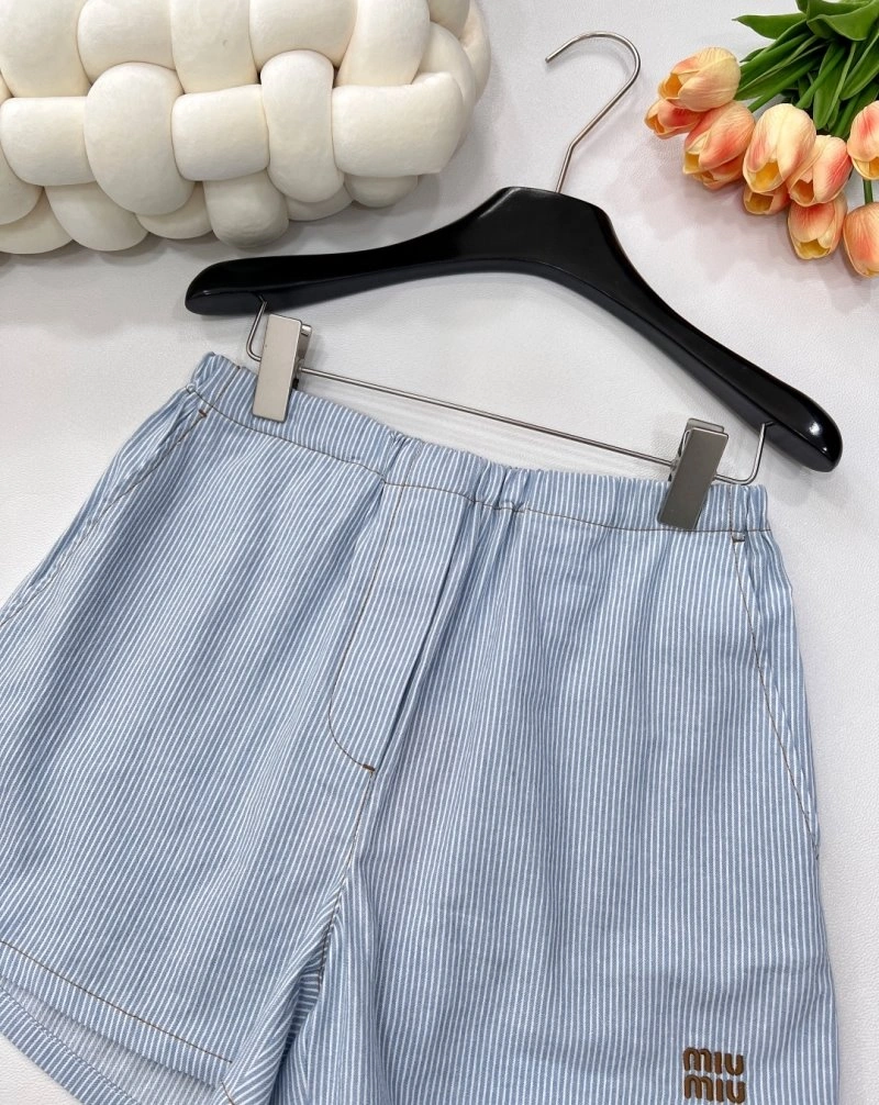 Miu Miu Short Pants Fashionable 148703