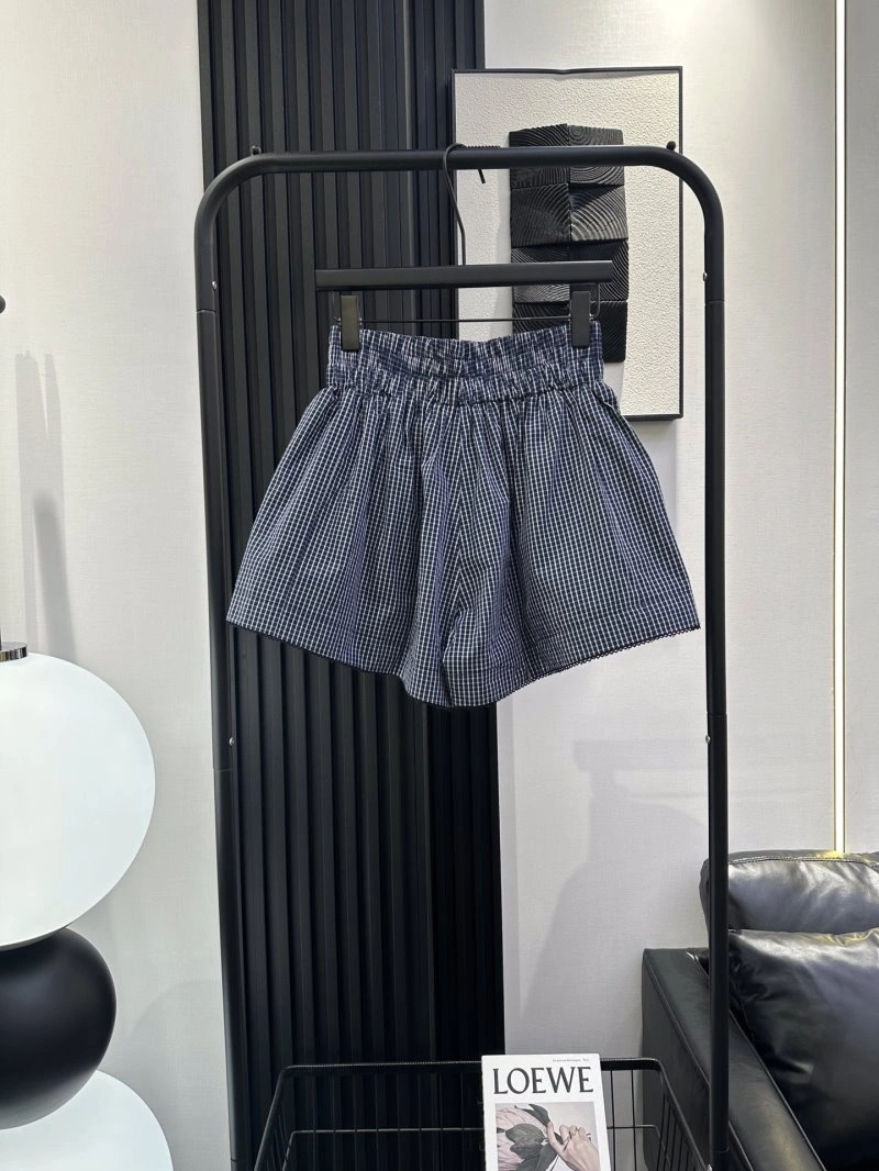 Elegant Miu Miu Short Pants 148721
