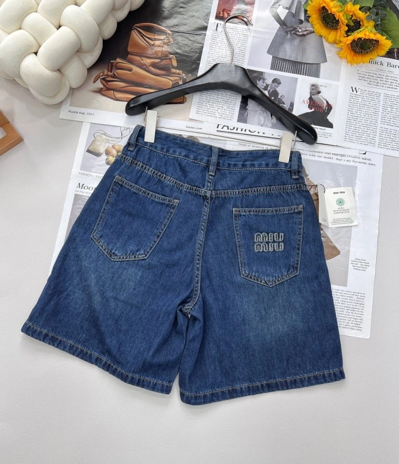 GoodFit Miu Miu Short Pants 148722