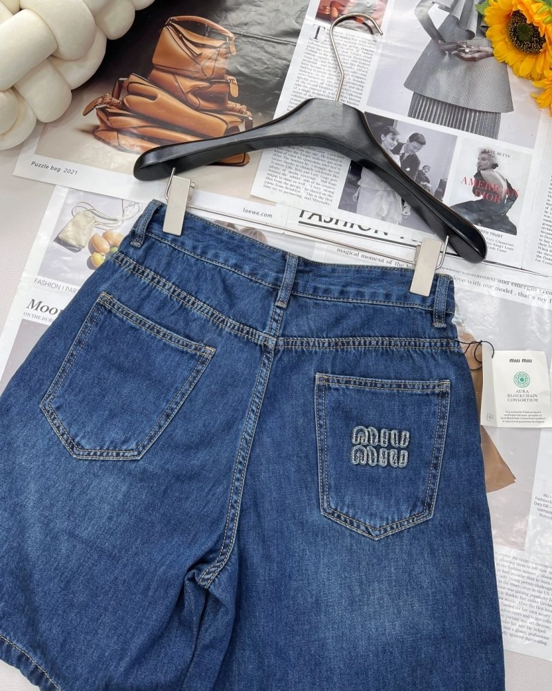 GoodFit Miu Miu Short Pants 148722
