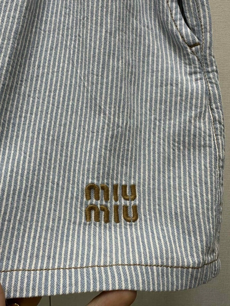 Effortless Miu Miu Short Pants 148710