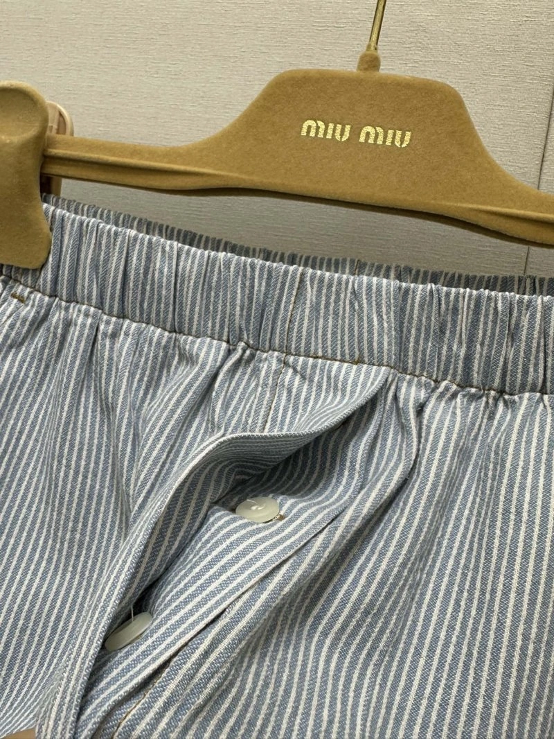 Effortless Miu Miu Short Pants 148710